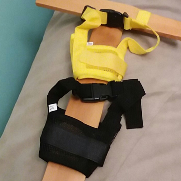 Pet Training Muzzles Pair - Picture 2 of 4